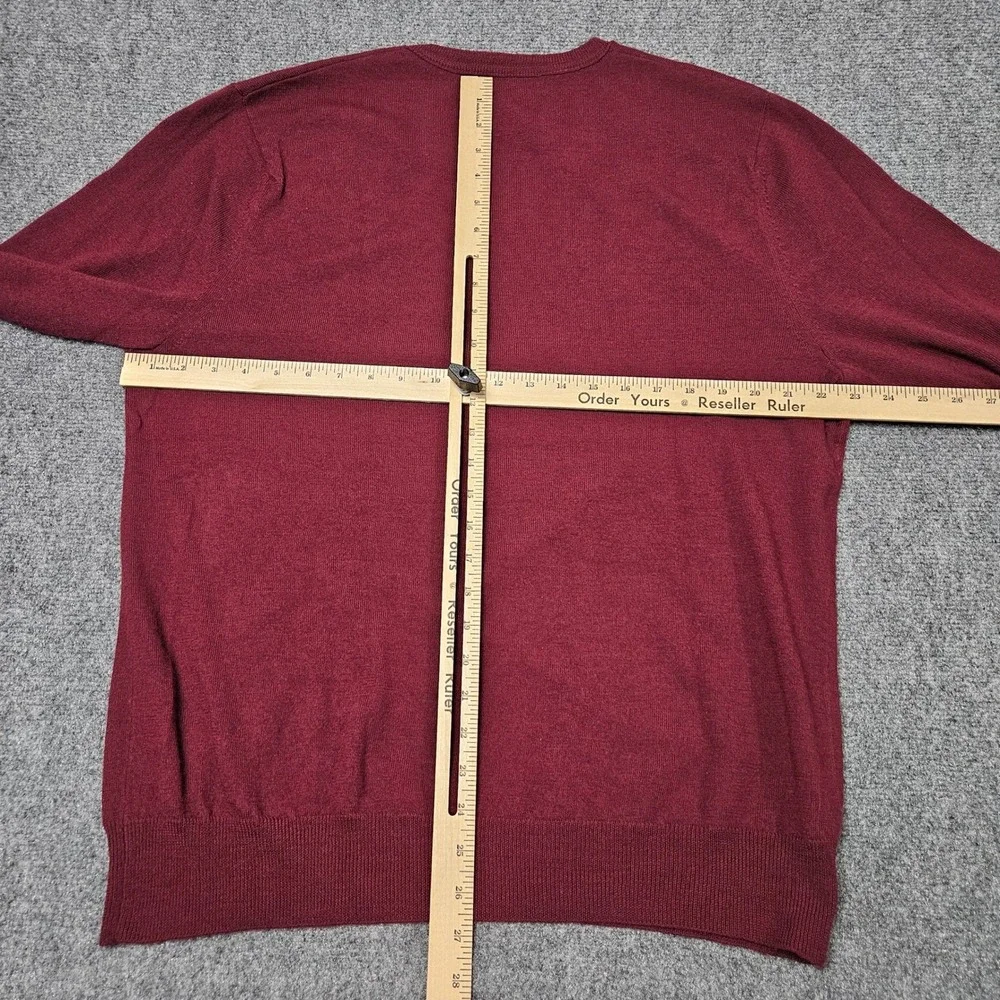 Banana Republic Merino Wool VNeck Sweater Large Burgundy Red‎ Classic Minimalist